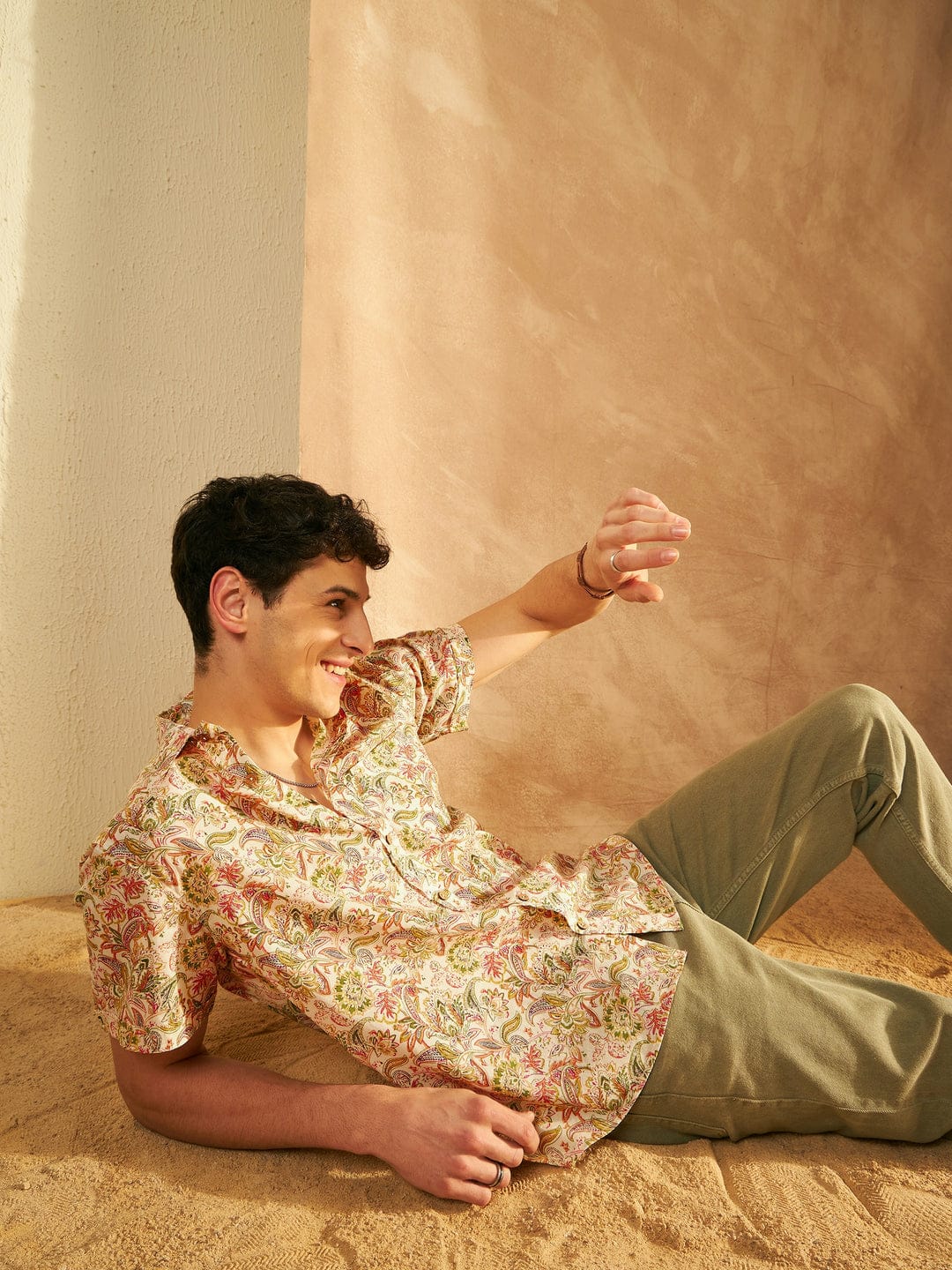 Stylish Casual & Classy Printed multi colour Blind Cotton Half Sleeves Shirt