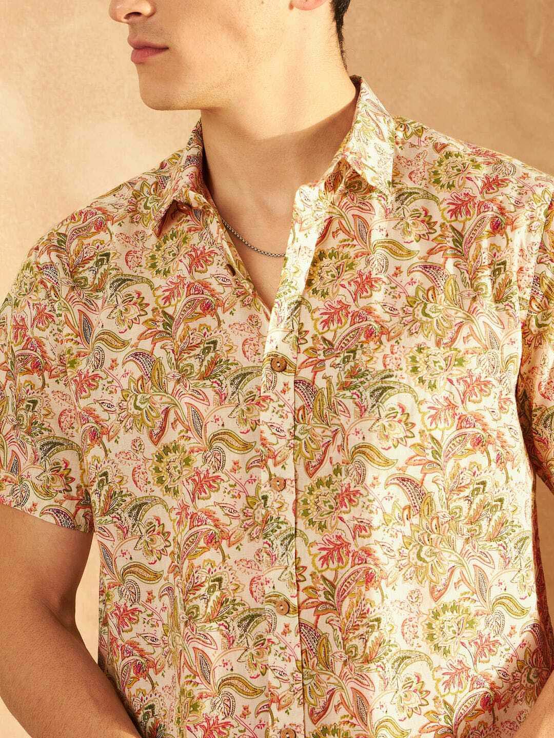Stylish Casual & Classy Printed multi colour Blind Cotton Half Sleeves Shirt