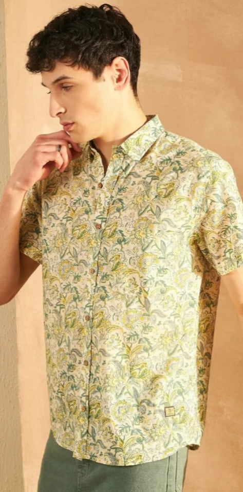 Stylish Casual & Classy Printed Blind Cotton Half Sleeves Shirt